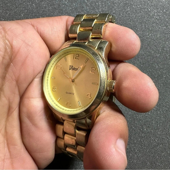 Vivani Ladies Quartz Watch Gold Tone Gold Dial Working With New Battery - Picture 2 of 8